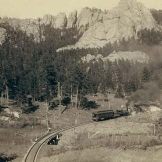 Birds-eye view of locomotive on a Horse Shoe Curve
