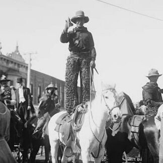 Cowboys Mixes the Eclipse