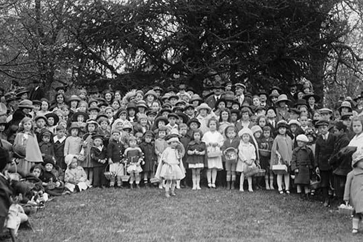 Easter Egg Rolling Children Pose on the White House Lawn