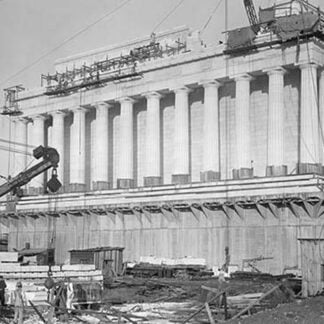 Lincoln Memorial Undergoes Construction