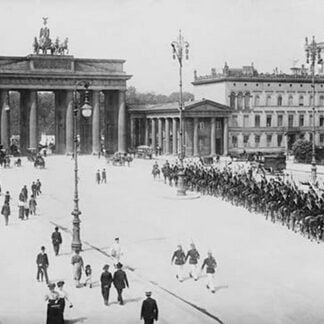 Pariser Platz and Brandenburger Thor (Paris Place and Brandenburg Gate)
